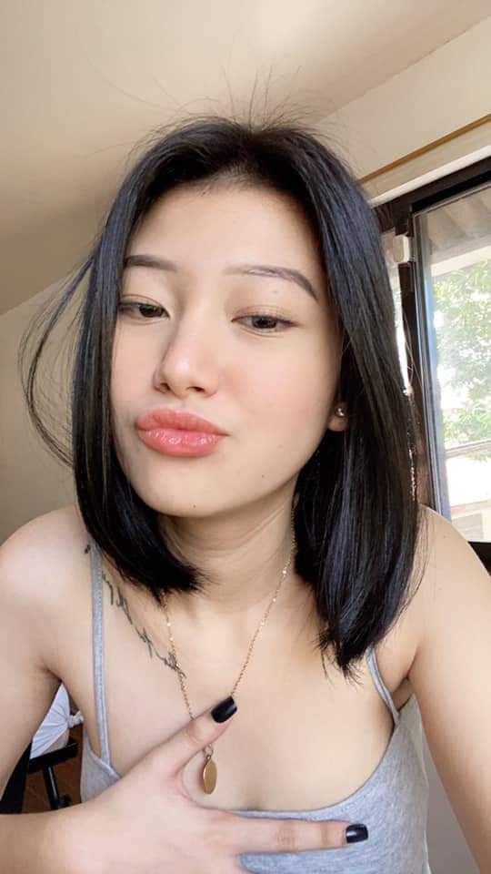 Cắm cặc vào đáy lồn cô nàng tây mông to hàng múp