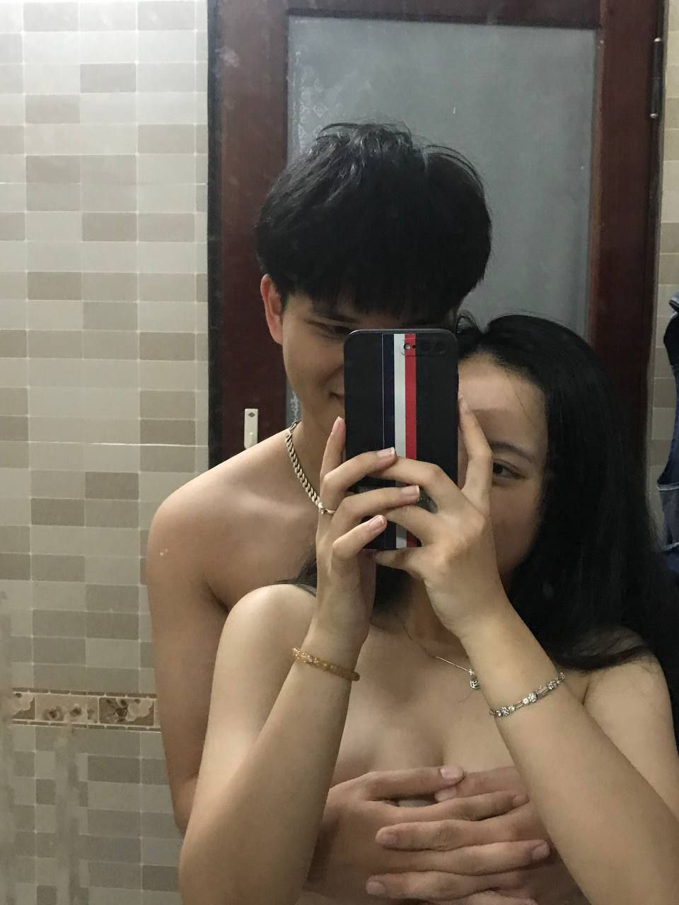 Trói buộc, dương vật giả, huấn luyện
